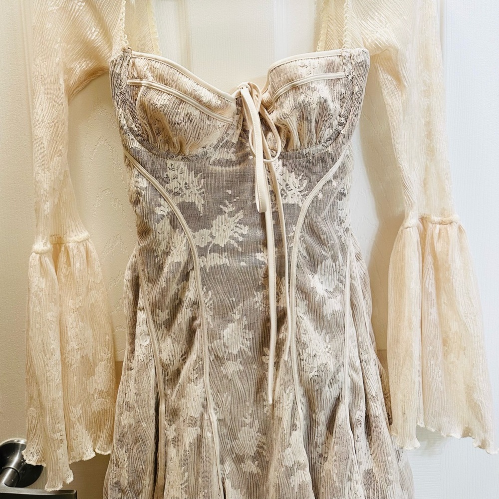 House of CB Analissa Cream Lace Corset Dress XS cup A/C- Regular Length NWOT - Picture 5 of 6